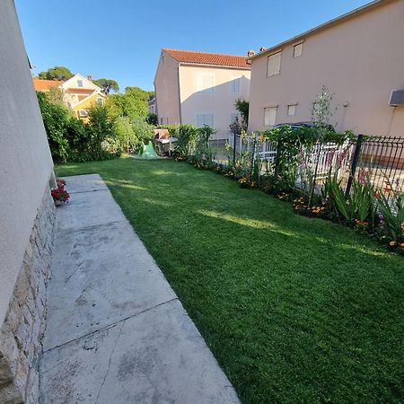 Julia Apartment Biograd Na Moru Exterior photo